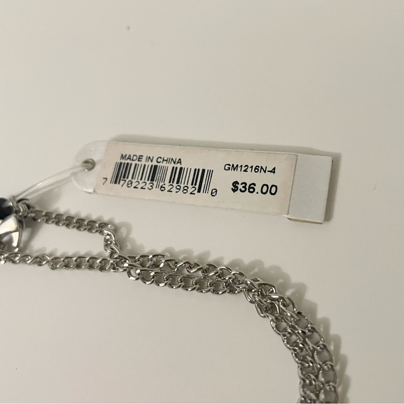 Guess Two Tone Chain Wood Look Horn Necklace - Picture 9 of 16